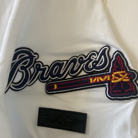 BRAVES TOP - Picture 3 of 6